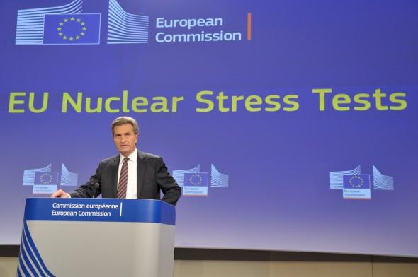 Presskonferens med Günther Oettinger, medlem i Europakommissionen och ansvarig för stresstest på kärnkraftverk. (Foto: European Comission)

