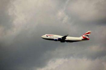 British Airways Boeing 747 lyfter från Heathrows flygplats den 22 maj 2009 i London. (Foto: Peter MacDiarmid/Getty Images)