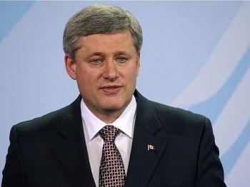 Den kanadensiske premiärministern Stephen Harper ska ta upp den kinesiska regimens pågående brott mot de mänskliga rättigheterna när han möter den kinesiske ledaren Hu Jintao nu i veckan. (Michael Gottschalk/AFP/Getty Images)