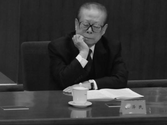 Jiang Zemin i folkets stora sal i Peking, den 9 oktober 2011. (Foto: Minoru Iwasaki/Getty Images)