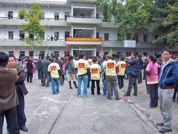 Val till bykommitttén i Hebu i Guangdongprovinsen, 26 mars. (Foto: från lokalbefolkningen)