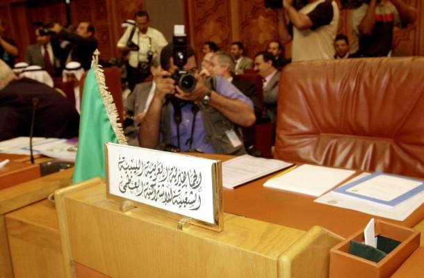 Nu har den siste arabdiplomaten lämnat Bagdad. Al-Lamani fick i mars 2006 i uppdrag att bidra till nationell försoning i Irak. (Foto: AFP/Dasski)