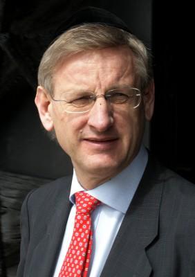 Carl Bildt stöder Estlands regering. (Foto: AFP /Gali Tibbon)