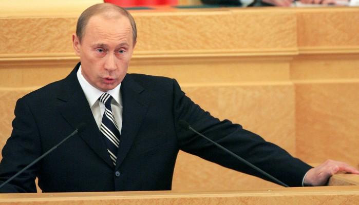 Den ryska presidenten Vladimir Putin pratar under sitt vårtal. (Foto: AFP/Alexander Nemenov)
