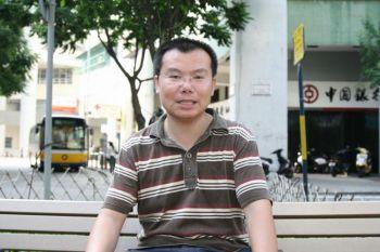 Qiu Mingwei, biträdande chef på People's Forum, en del av tidningen People's Dailys hemsida, flydde till Hongkong den 30 juli och befinner sig nu i Macao. (Foto: Xu Xia/Epoch Times)