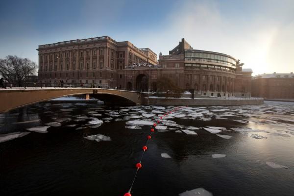 Västra och östra riksdagshuset i Stockholm. (Foto: Melker Dahlstrand. Från riksdagens hemsida)
