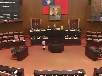 Inne i Taiwans lagstiftande församling antogs en motion som drog uppmärksamheten till den svåra situationen för samvetsfångar i Kina. (Foto: Med tillstånd av NTD Television)