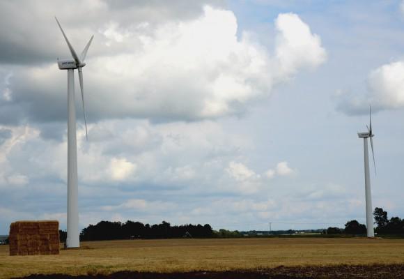Den svenska produktionen av el från vindkraftverk var under första halvåret 2015 större än den danska, för första gången någonsin. Foto: Hans Bengtsson 
