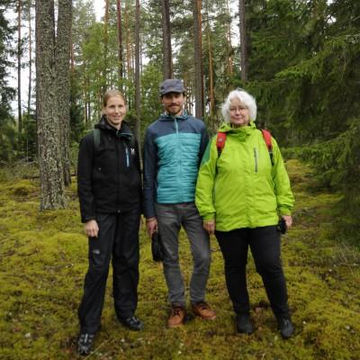 Eva-Maria Nordström, Jonathan Stoltz och Ann Dolling är delaktiga i projektet om skogens påverkan på stress, vid sveriges lantbruksuniversitet, SLU. (Foto: Ulrika Lagerlöf, Skogssällskapet)