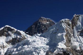 Bilden visar Himalayas toppar. (Foto: Prakash Mathema/AFP/Getty Images)
