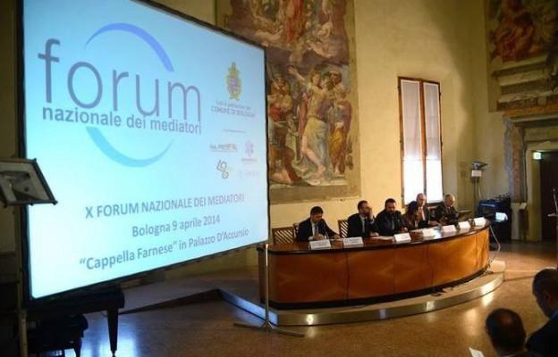 Ett möte på det italienska nationella forumet för medlare. (furumnazionaledeimediatori.net)