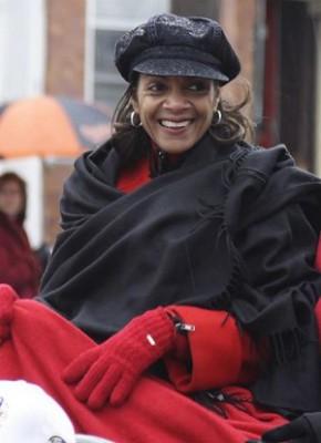 Borgmästare Sheila Dixon i 2007 års julparad i Hampden, Baltimore, USA. (Foto: Changlei Xiong / Epoch Times)