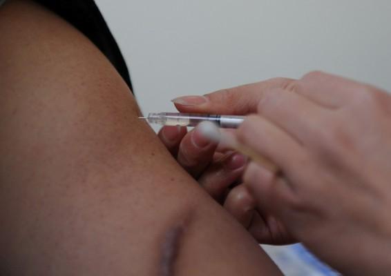Myndigheternas bristande undersökning av vaccinskandalen i Shanxi upprör många kineser. (Foto: AFP)