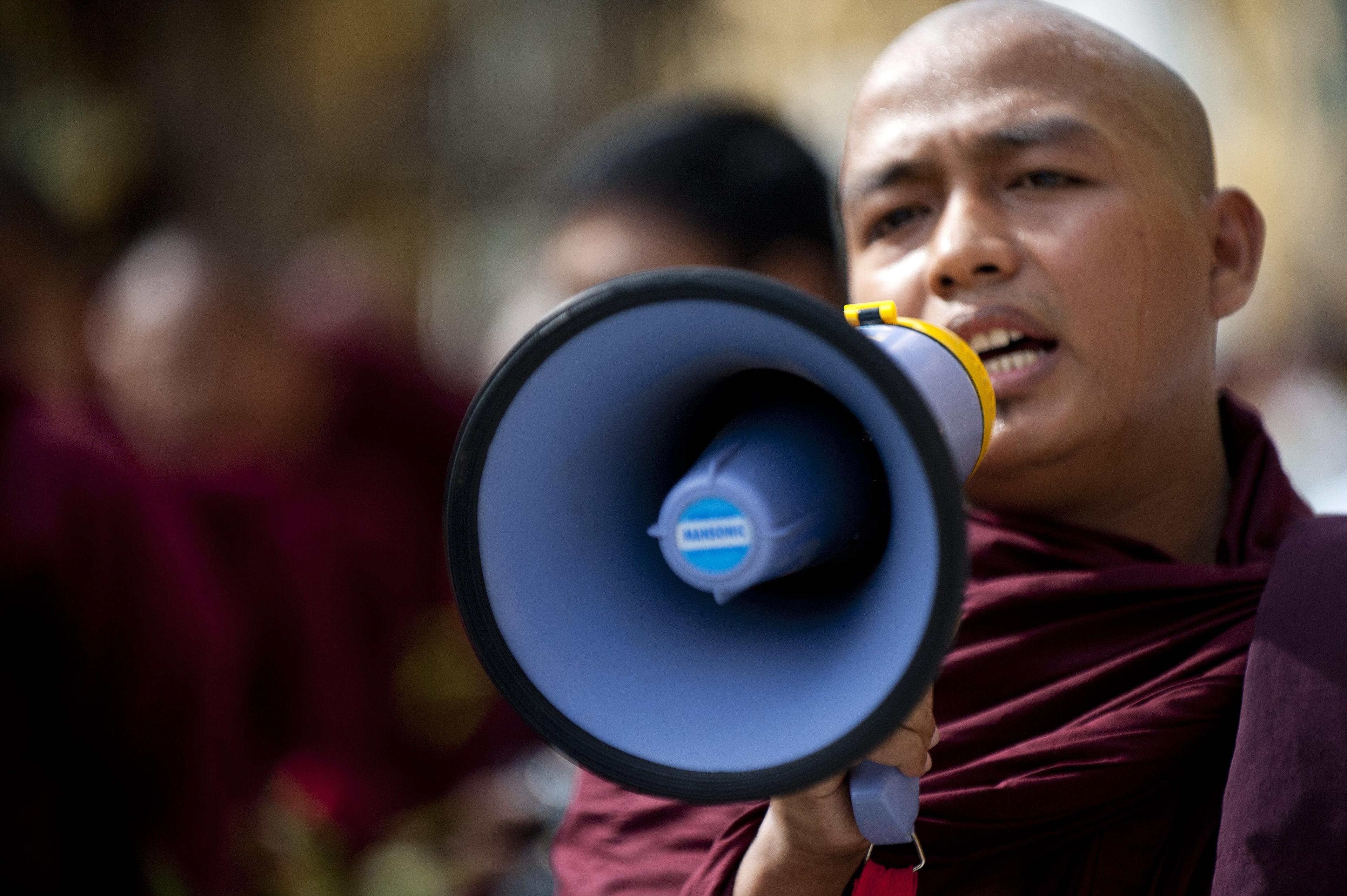 
Amnesty uppmanar de burmesiska myndigheterna att frige alla som med fredliga medel har utövat sina rättigheter. (Foto: Ye Aung Thu/AFP/Getty Image)
