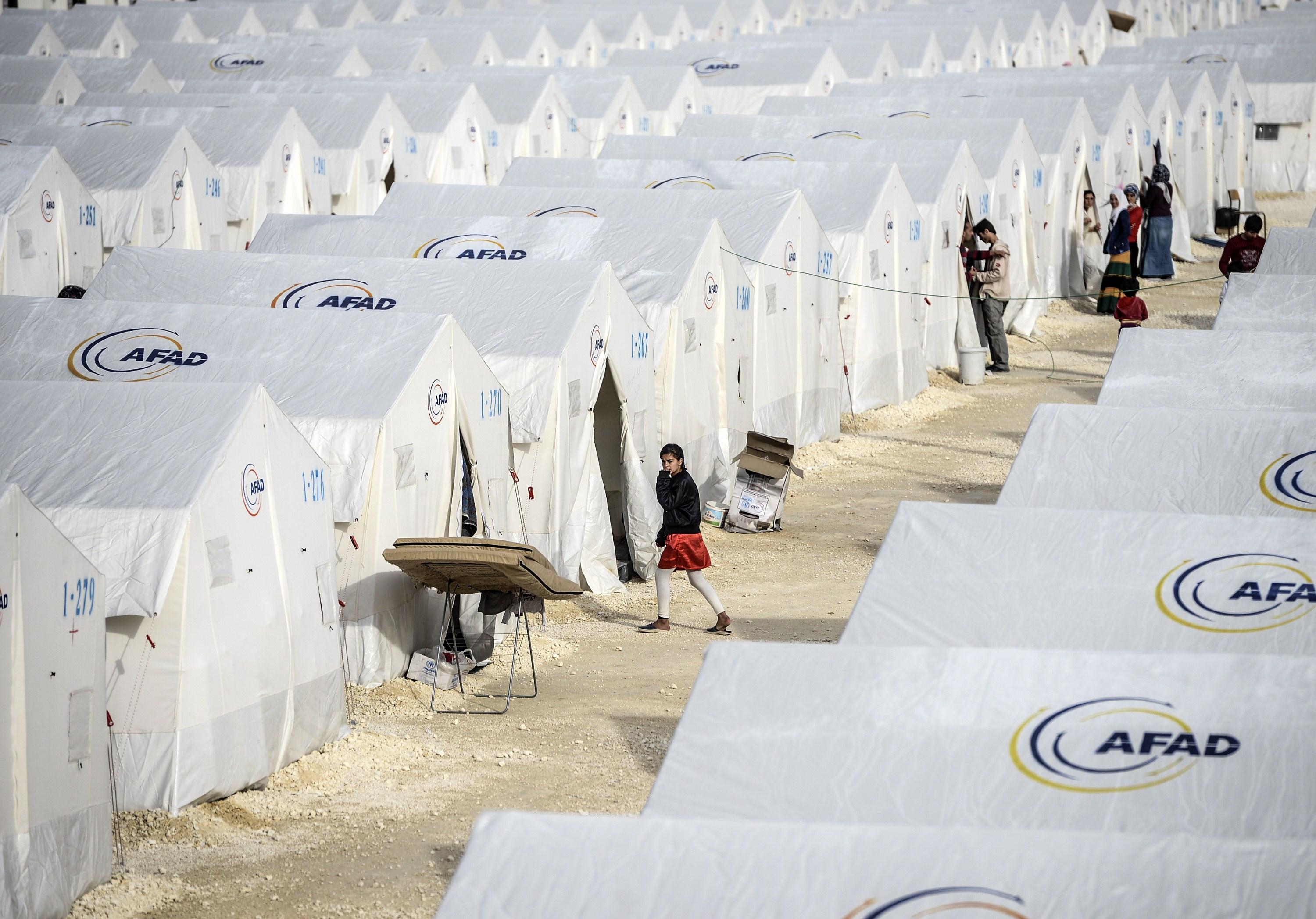 Turkiet får tre miljarder euro av EU för att förbättra villkoren för flyktingar och få dem att stanna kvar där. (Foto: Bulent Kilic /AFP/Getty Image)
 