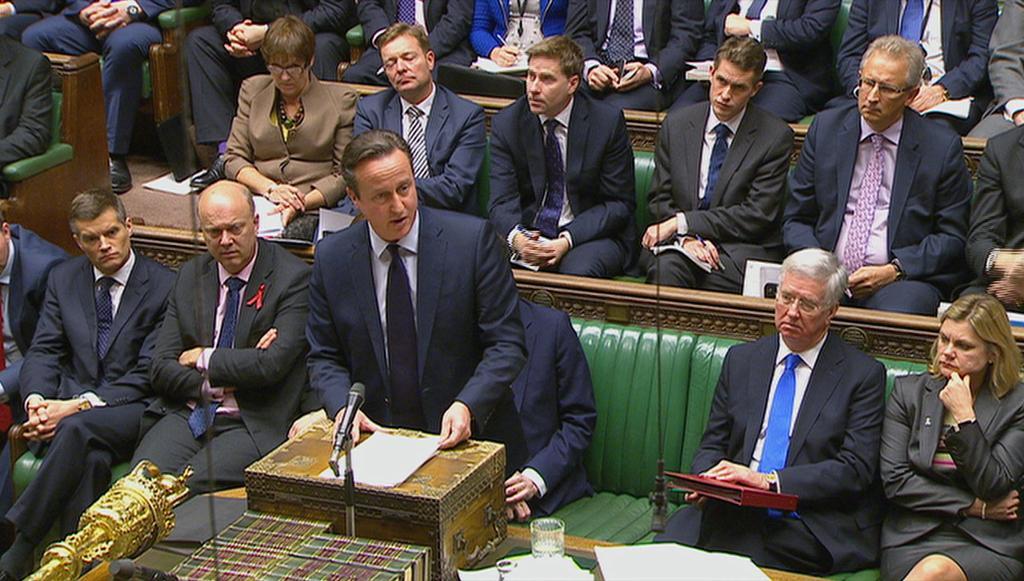 Premiärminister David Cameron var nöjd med det brittiska underhusets ja till att delta i bombningarna mot terrorgruppen islamiska staten (IS) i Syrien. (Foto: TT/AP)