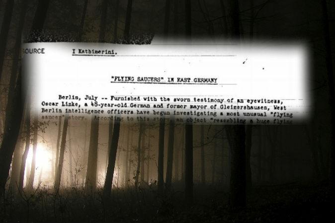 Ett dokument från CIA som inte längre är hemligstämplat. (Public Domain) Bakgrund (foto: Glenneroo /iStock)