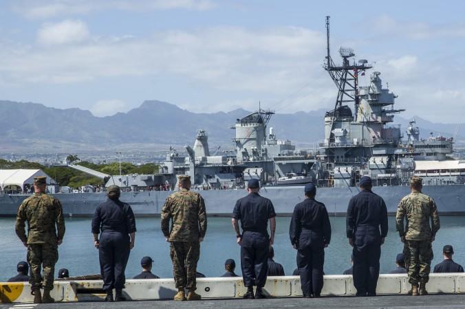 Amerikanska flottan hedrar minnet av Pearl Harbor den 23 februari. En officer i den amerikanska flottan och som ursprungligen kommer från Taiwan, anklagas för spioneri åt Kina och Taiwan. (Foto: Amerikanska marinen/Lance Cpl. Alvin Pujols)