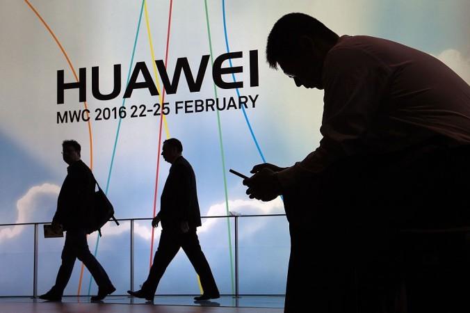 I flera länder är Huawei anklagat för att vara ett hot mot nationell säkerhet. Bilden från företagets monter på MWC-mässan i Barcelona tidigare i år. (Lluis Gene/AFP/Getty Images)