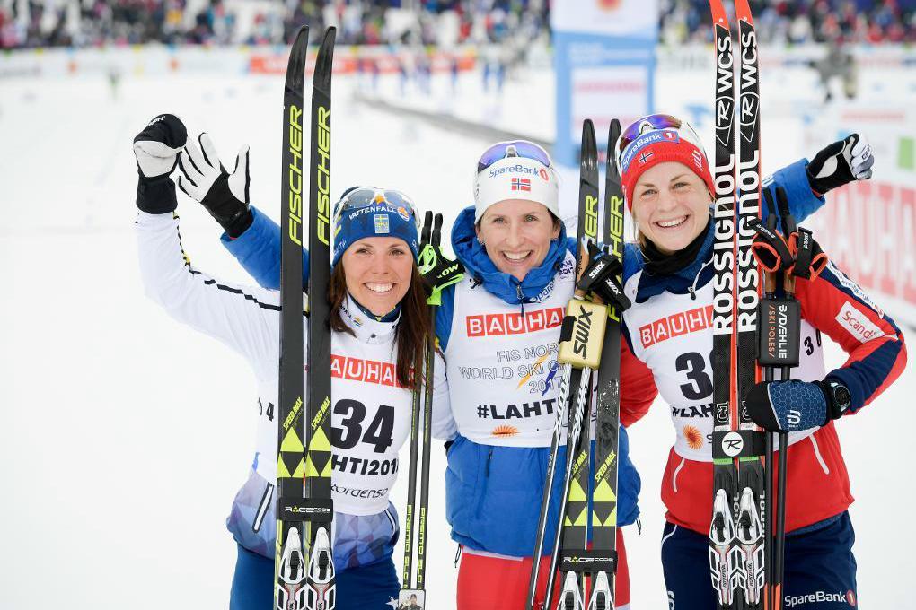 





Charlotte Kalla, till vänster, tog silver på 10 kilmeter i klassisk stil. Foto: Anders Wiklund/TT                                                                                                                                                                                                                                                                        