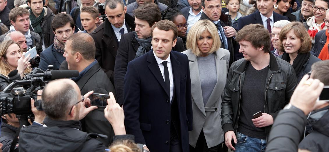 Emmanuel Macron med fru Brigitte på väg till Elyséepalatset? Foto: Sylvain Lefevre/Getty Images