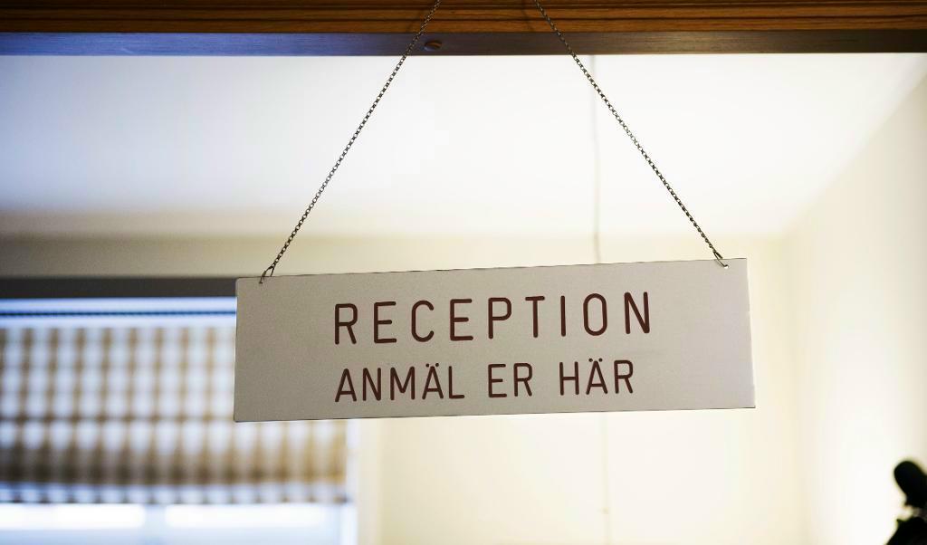 Vårdcentraler i hela landet kan inte ta emot telefonsamtal. Foto: Fanni Olin Dahl/TT-arkivbild