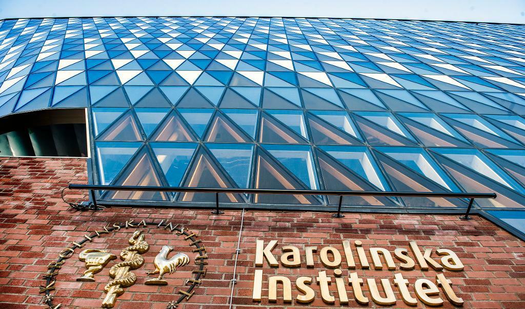 De båda före detta rektorerna för Karolinska institutet, Anders Hamsten och Harriet Wallberg, vill inte lämna Nobelförsamlingen. Foto: Tomas Oneborg/SvD/TT