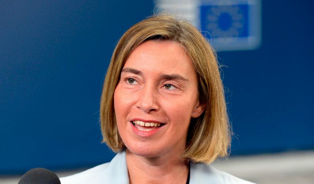 EU:s utrikeschef Federica Mogherini  inför mötet med försvarsministrar i Bryssel. Foto: Thierry Charlier/AFP/Getty Images