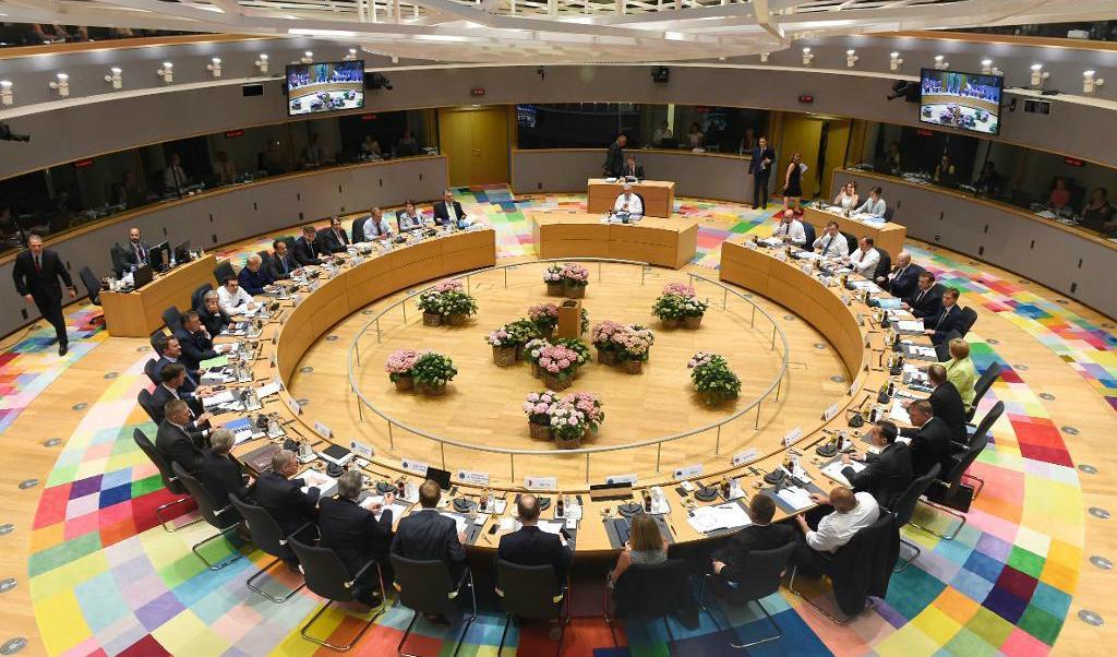 




EU:s stats- och regeringschefer vid EU-toppmötet i Belgiens huvudstad Bryssel. Foto: John Thys/AP/TT                                                                                                                                                                                                                            