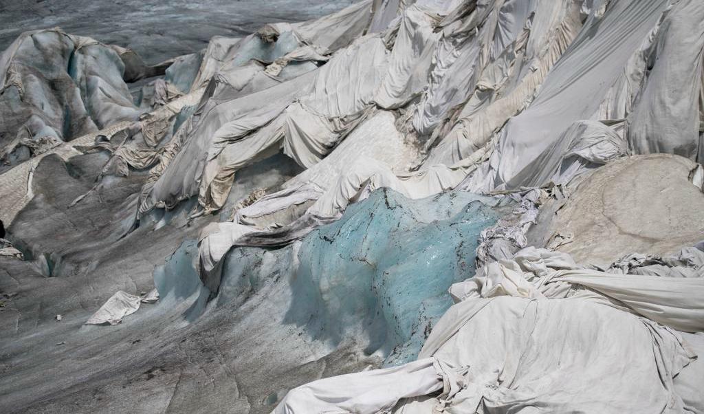 
Kvarlevorna efter ett par som saknats i 75 år har hittats i en smältande glaciär i Schweiz. Foto: Urs Flueeler AP/TT-arkivbild                                            