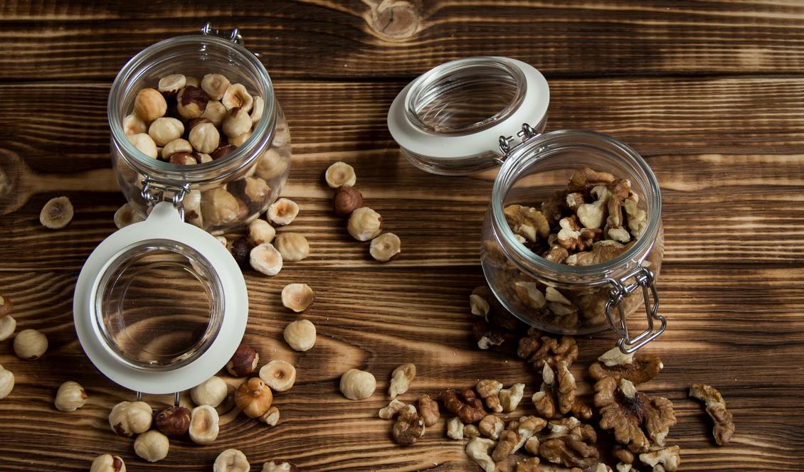 







Välj dina favoritnötter och gör ditt eget nötsmör. Alla nötter fungerar bra och man kan också blanda olika sorter.                                                                                                                                                                                                                                                                                                                                                                    