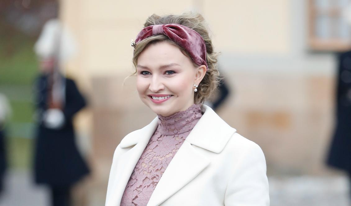 Kristdemokraternas ledare, Ebba Busch Thor, vid Drottningholms slott den 1 december 2017 i Stockholm. Hon uppmanar nu sina politiska företrädare att säga nej till böneutrop i Växjö. Samtidigt tycker hon att det är viktigt att ha en linje på nationell nivå. Foto: Michael Campanella/Getty Images)