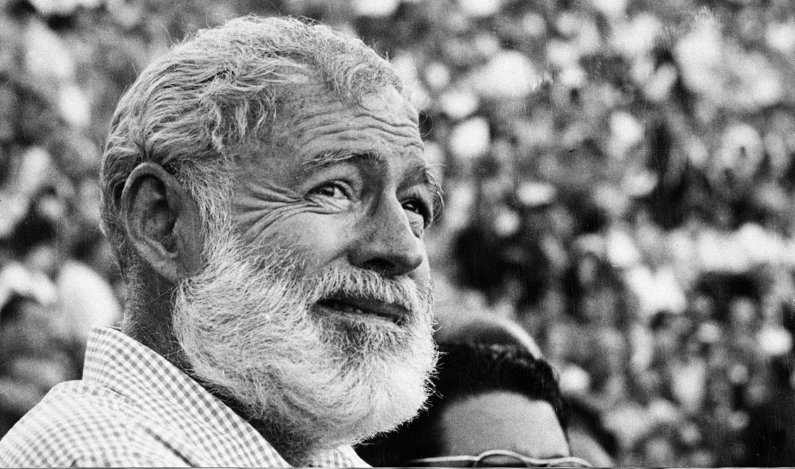 
Ernest Hemingway på tjurfäktning 1960. Foto: AP/TT/Arkivbild                                            