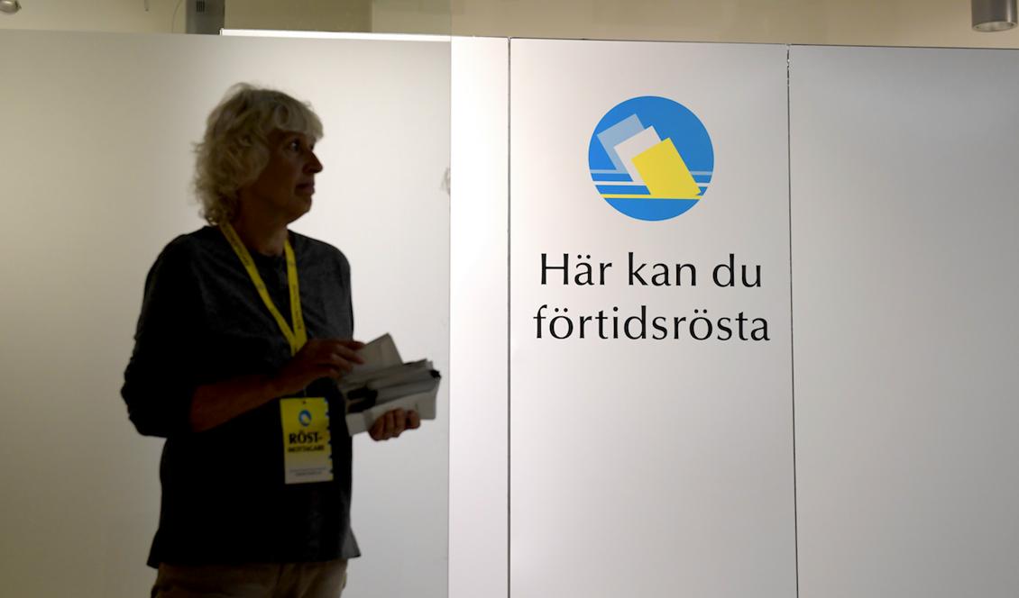 Närmare 2,5 miljoner personer har redan gjort sitt val. Foto: Janerik Henriksson/TT/Arkivbild.