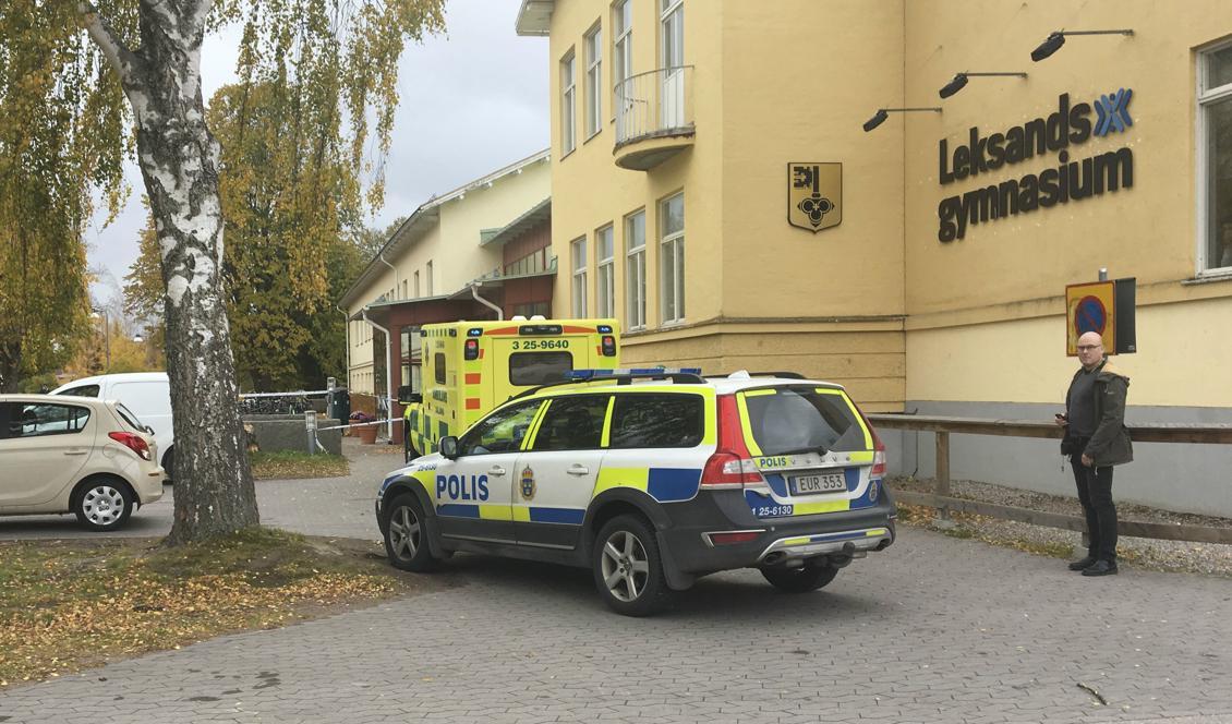 En pojke knivhöggs i ryggen på en gymnasieskola i Leksand. Foto: Michael Bengts/TT