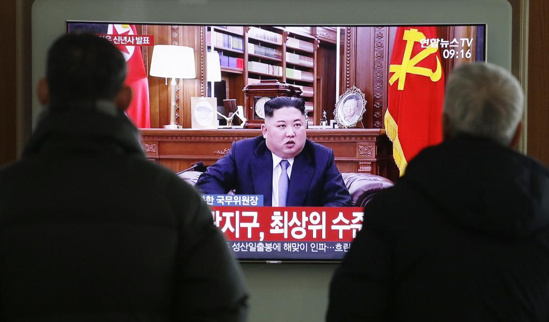 Nordkoreas ledare Kim Jong-Un höll nyårstal. Foto: Ahn Young-Joon/AP/TT