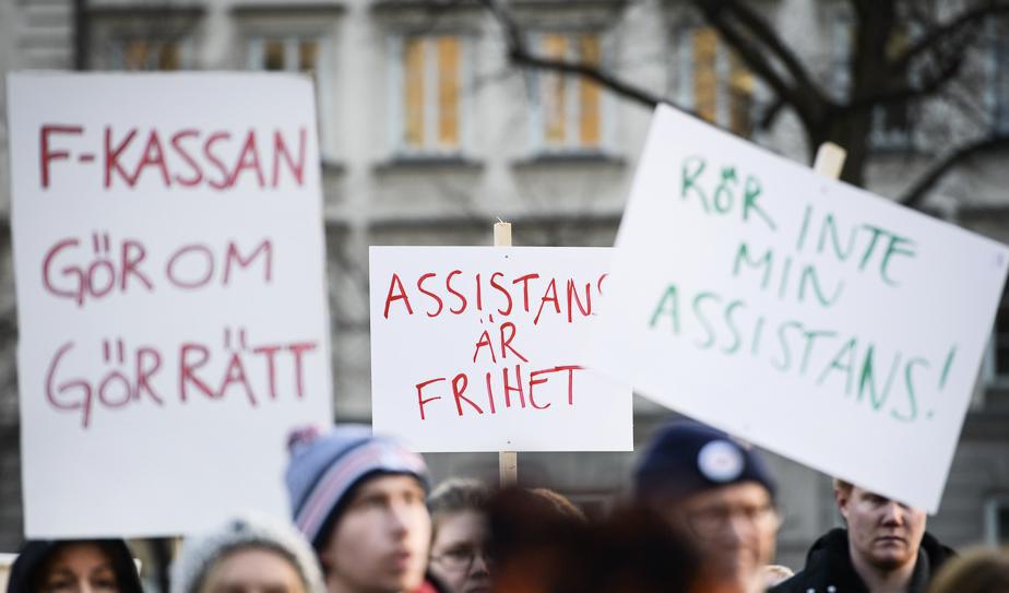 Demonstration 2016 mot nedskärningarna av personlig assistans. Janerik Henriksson/TT-arkivbild