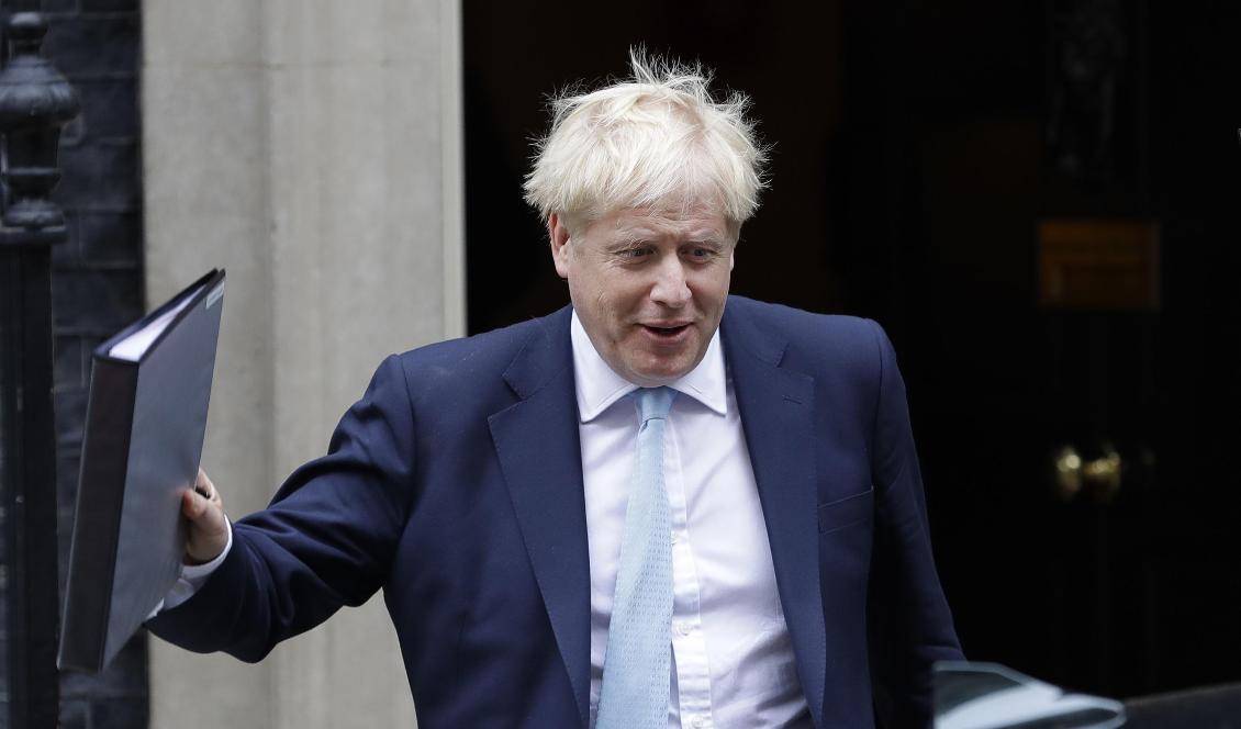 Storbritanniens premiärminister Boris Johnson utanför Downing Street i förra veckan. Foto: Kirsty Wigglesworth/AP/TT