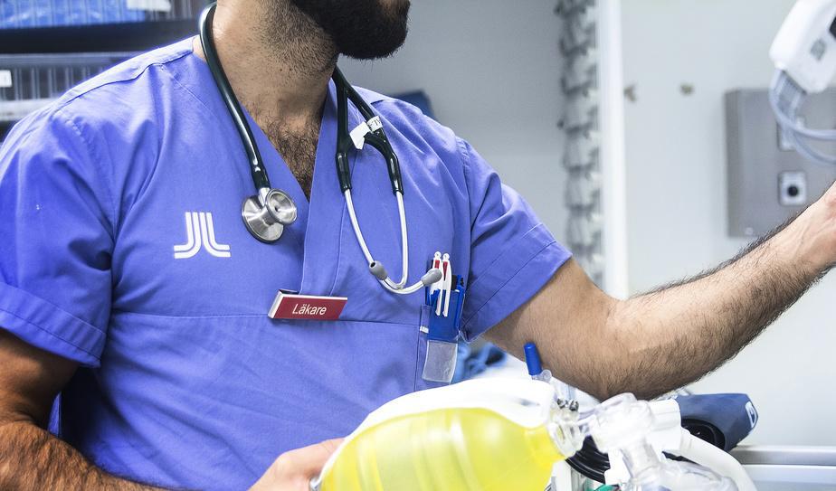 Debattvågorna går höga om privata sjukvårdsförsäkringar. Foto: Isabell Höjman/TT-arkivbild