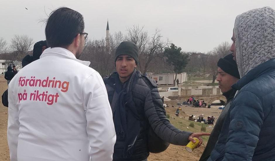 Sverigedemokraternas partiledare Jimmie Åkesson vid den turkiska gränsen. Foto: Skärmdump/Facebook