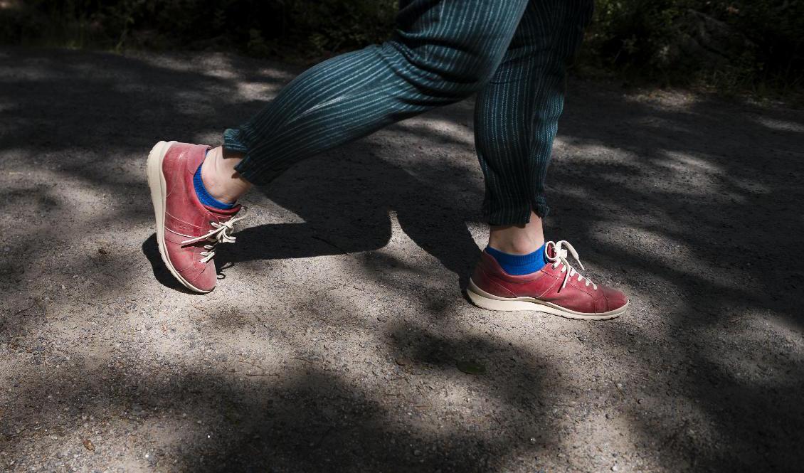 En ny typ av asfalt ska minska antalet allvarliga fallolyckor. Försök görs nu i Lund och gummiasfalten kan komma att bli vanlig i Sverige. Foto: Vilhelm Stokstad/TT-arkivbild