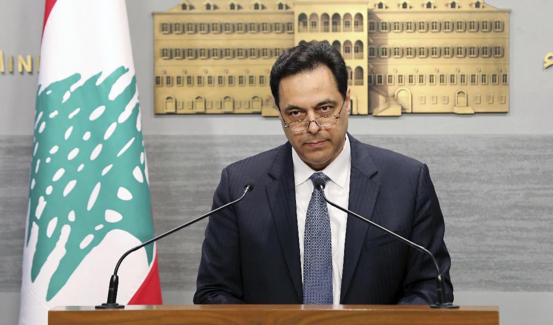 Libanons regering avgår, meddelar premiärminister Hassan Diab. Foto: Dalati Nohra/AP/TT-arkivbild