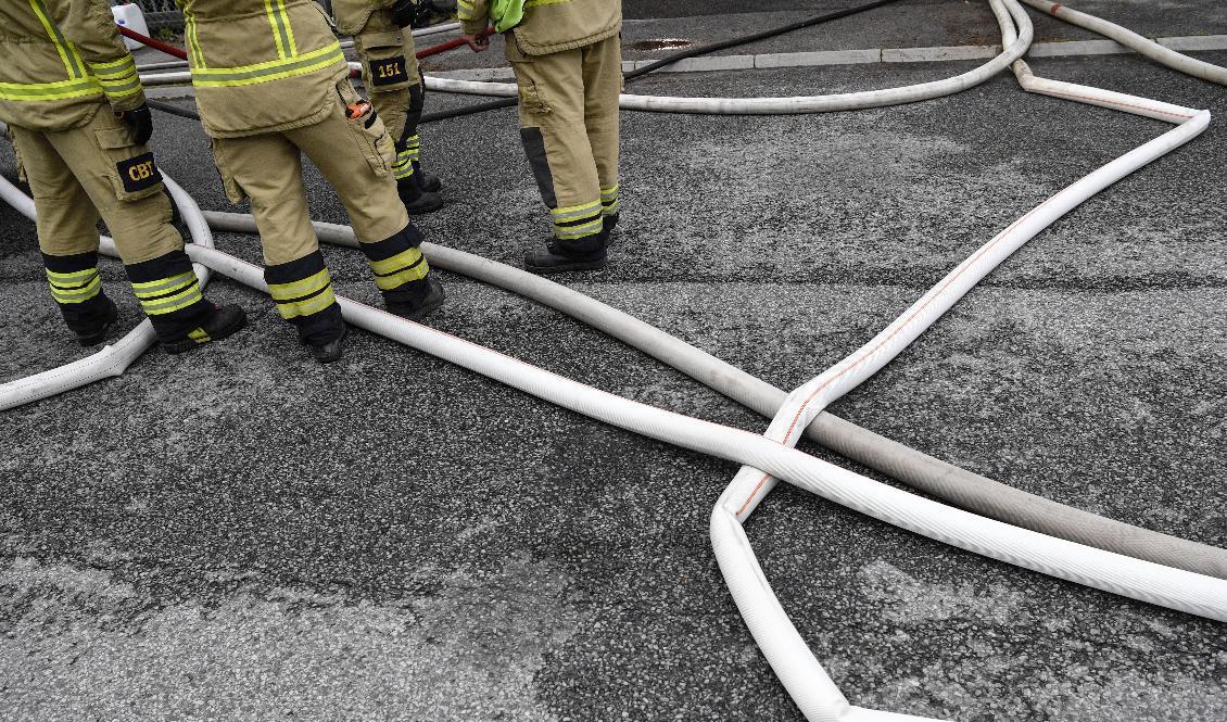 Den kraftiga skolbranden i Kramfors var under kontroll vid 16-tiden. Foto: Johan Nilsson/TT-arkivbild
