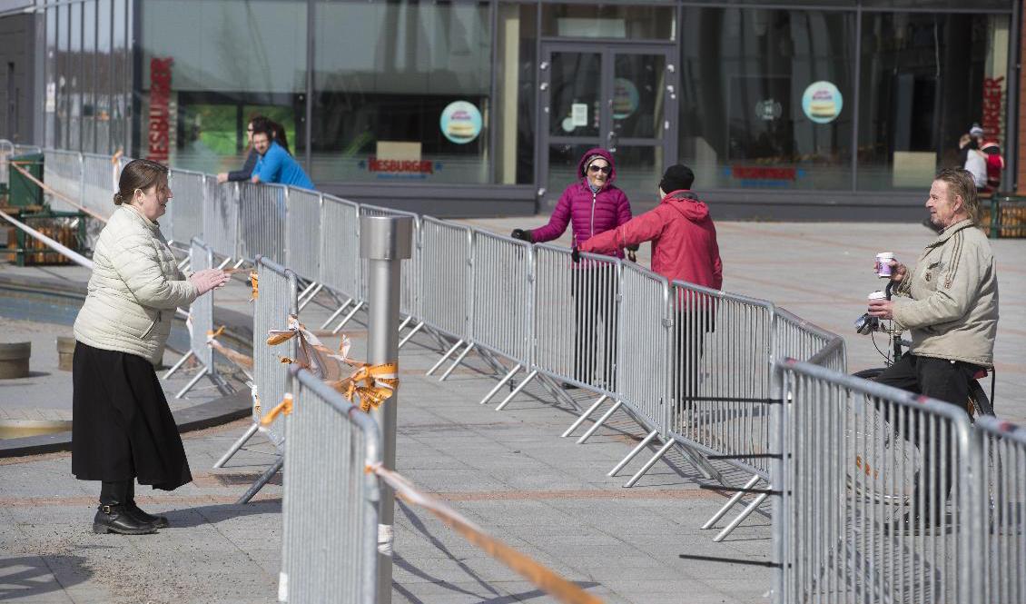 Kravallstaket på torget i Haparanda där gränsen mellan Sverige och Finland går. Foto: Pär Bäckström/TT-arkivbild