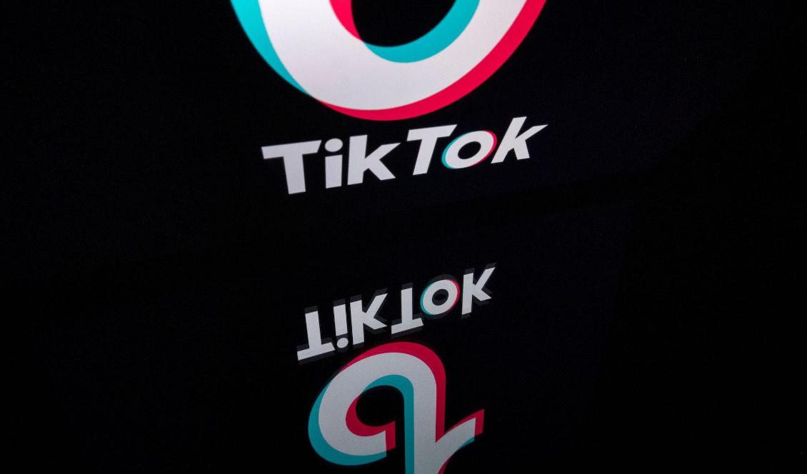 Videoappen Tiktok, som främst riktar sig till barn och ungdomar, har laddats ner över två miljarder gånger i 150 länder världen över och dragit in enorma summor till det kinesiska moderbolaget Bytedance. Foto: Lionel Bonaventure/AFP via Getty Images
