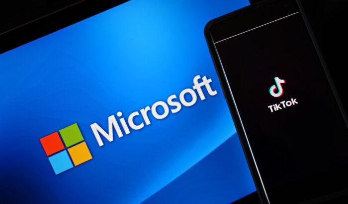 


Microsofts eventuella uppköp av Tiktok för att förhindra Pekings befarade användande av appen som spionverktyg har väckt kritik då företaget har starka band till kommunistregimen. Foto: Cindy Ord/Getty Images                                                                                                                                    