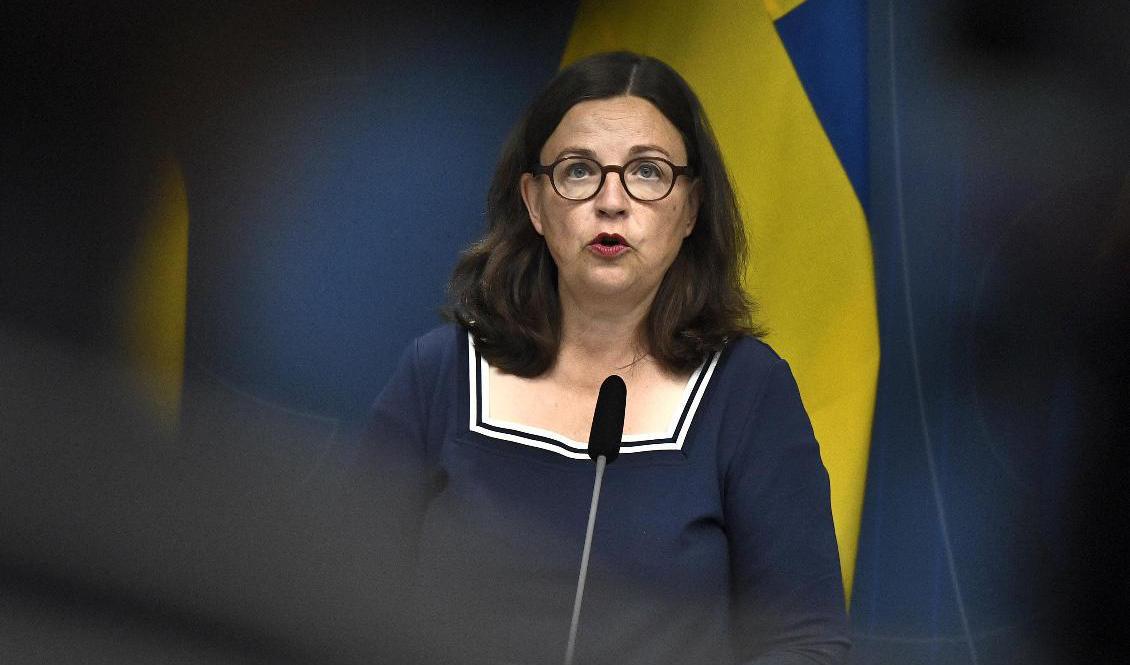 Utbildningsminister Anna Ekström (S) på fredagens pressträff. Foto: Claudio Bresciani/TT
