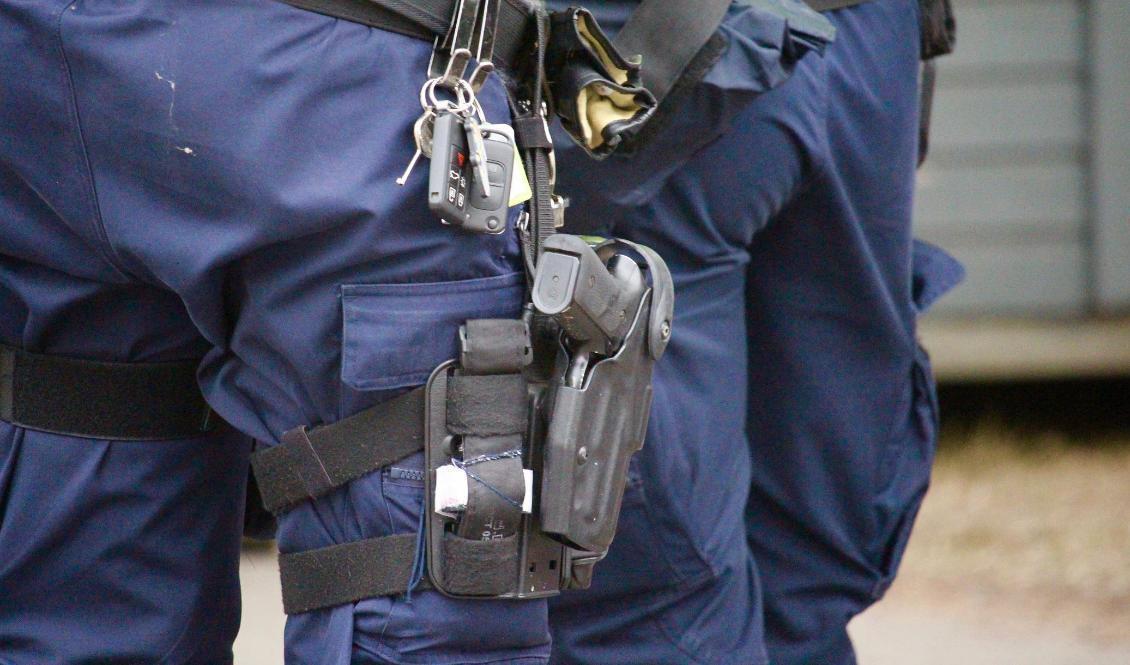De senaste dagarna har polisen gjort flera tillslag mot kriminella nätverk i Stockholmsregionen. Foto: Susanne W Lamm/Epoch Times. Arkivbild.