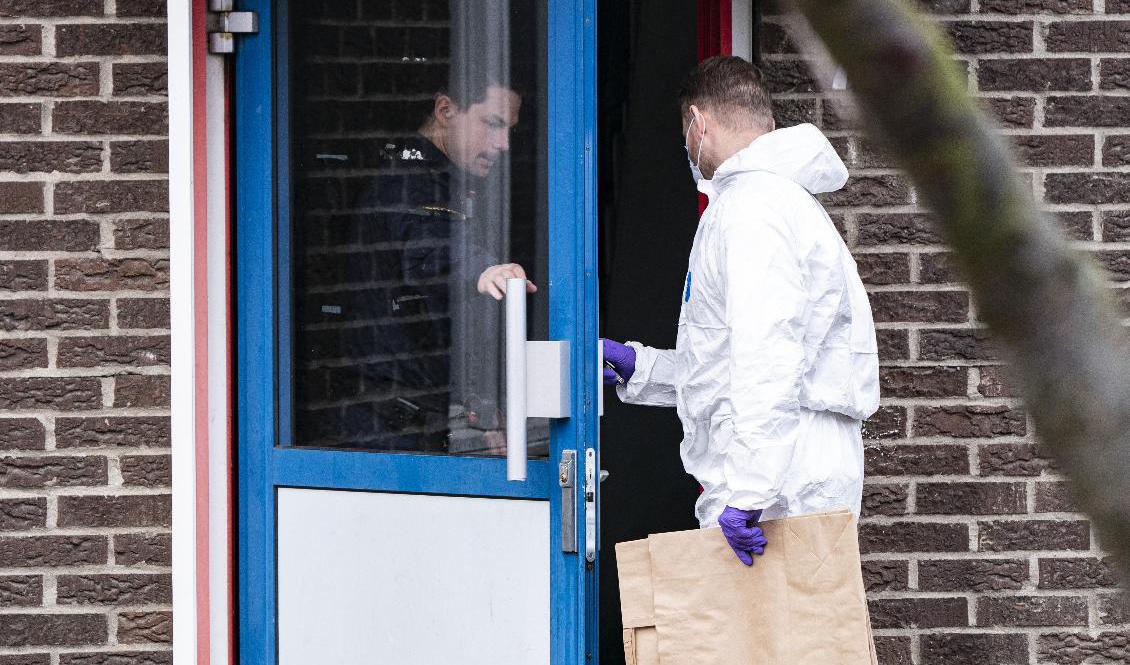 Polis och kriminaltekniker i Malmö efter en dödsskjutning på lördagsmorgonen. Foto: Johan Nilsson/TT