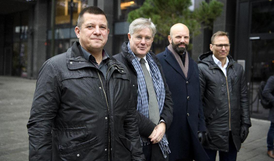 Överens. Veli-Pekka Säikkälä, avtalssekreterare IF Metall, Martin Wästfelt, ordförande i PTK:s förhandlingschefsgrupp, Mattias Dahl, vice vd Svenskt Näringsliv och Johan Ingelskog, avtalssekreterare Kommunal. Foto: Jessica Gow/TT